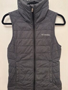 Women’s Grey XS Columbia Puffer Vest